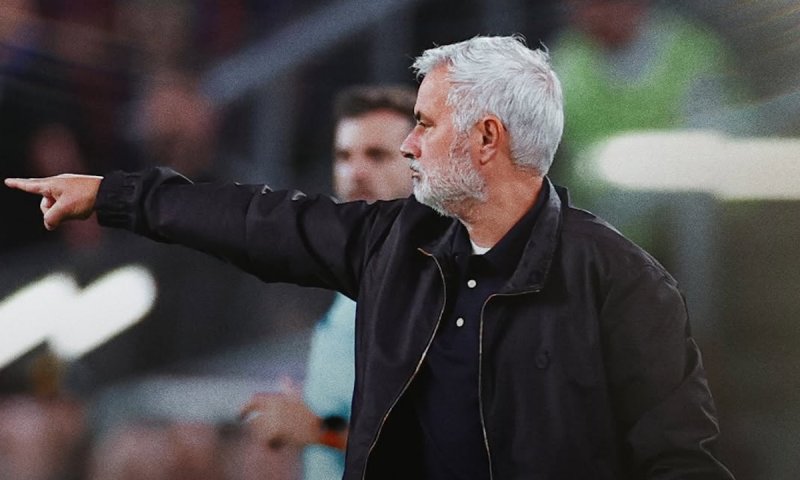 Mourinhův taktický triumf! Real na Camp Nou zlomil Barcelonu a Flick přišel o rekord