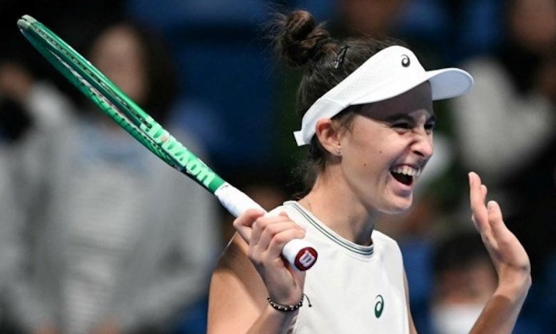Osmnáctiletá Slovenka šokovala tenisový svět. Pohánková v Tokiu vyřadila čtyřnásobnou grandslamovou šampionku