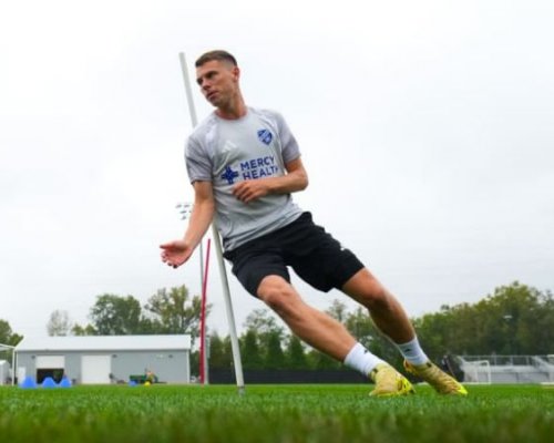 Tvrdík ho vyřadil, Chorý se vrátil. Douděra teď otevřeně o tlaku v Edenu